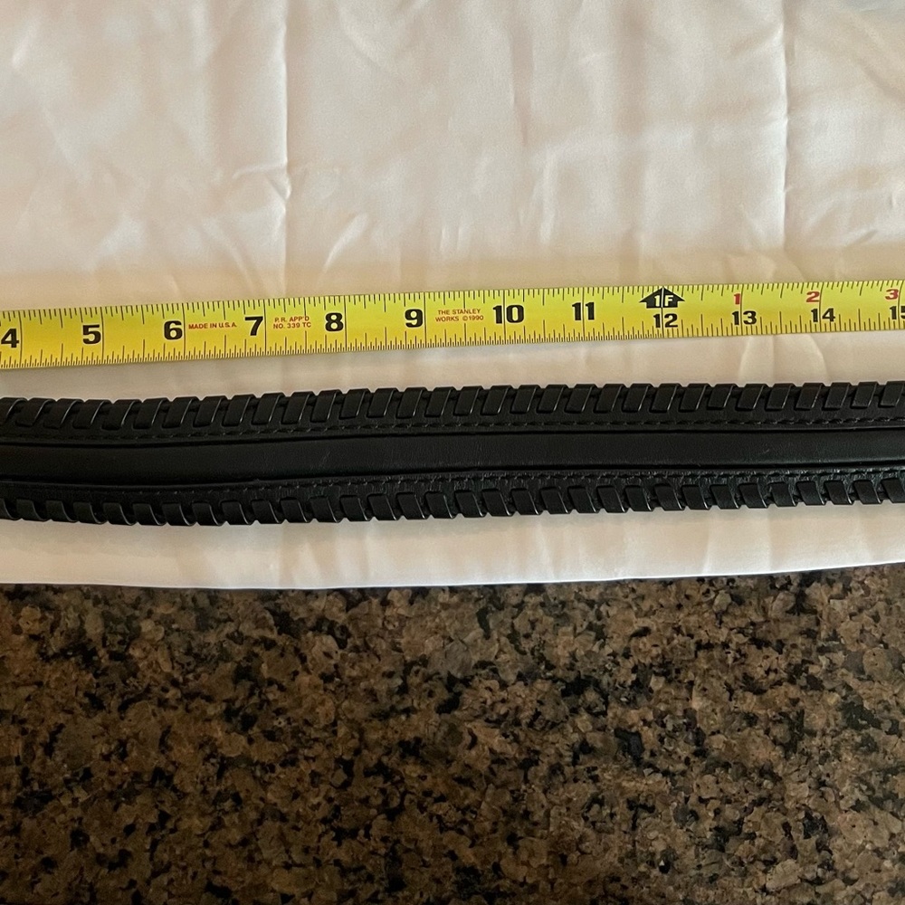 Michael Kors Black saddle/crossbody bag - Picture 11 of 16